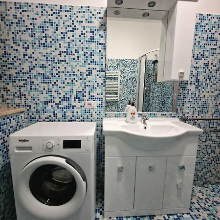 Domus Livio, 7 Min Fco Airport, Free Wifi, Garden Apartment, 2 Tv Hd