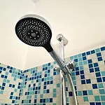 7 Min Airport, 15 Min Fiera Di Roma, Wifi, Garden, 2 Tv Hd Apartment