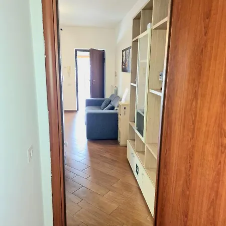 7 Min Airport, 15 Min Fiera Di Roma, Wifi, Garden, 2 Tv Hd * פיומיצ'ינו