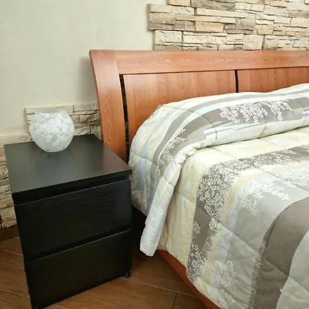 דירה 7 Min Airport, 15 Min Fiera Di Roma, Wifi, Garden, 2 Tv Hd