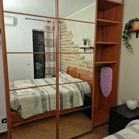 דירה 7 Min Airport, 15 Min Fiera Di Roma, Wifi, Garden, 2 Tv Hd